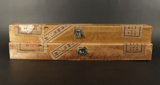 Lots Chinese long scrolls in box