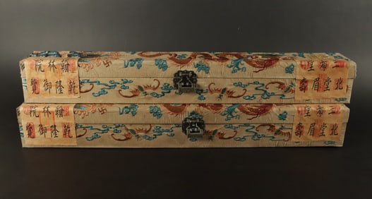 Lots Chinese scrolls in box