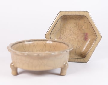 2 Chinese crackled porcelains