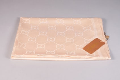 A fine scarf with tag