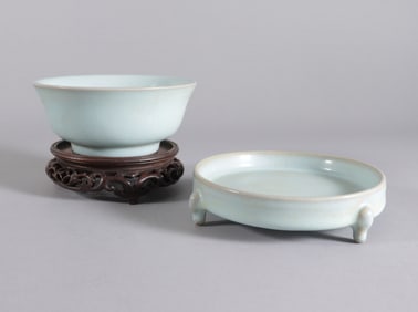 2 Chinese fine celadon porcelains