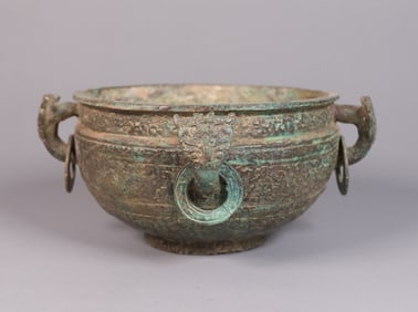 Chinese fine bronze vessel