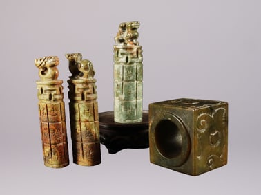 Lots Chinese carvings