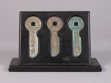 Lots Chinese coins with stand