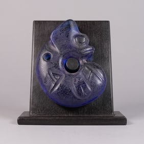 Chinese fine item with stand