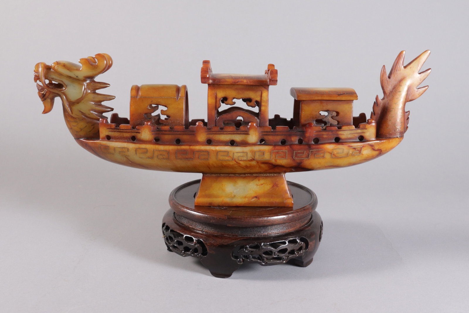 Chinese fine dragon boat: Chinese fine dragon carved boat. H: 5" x W: 14.25."