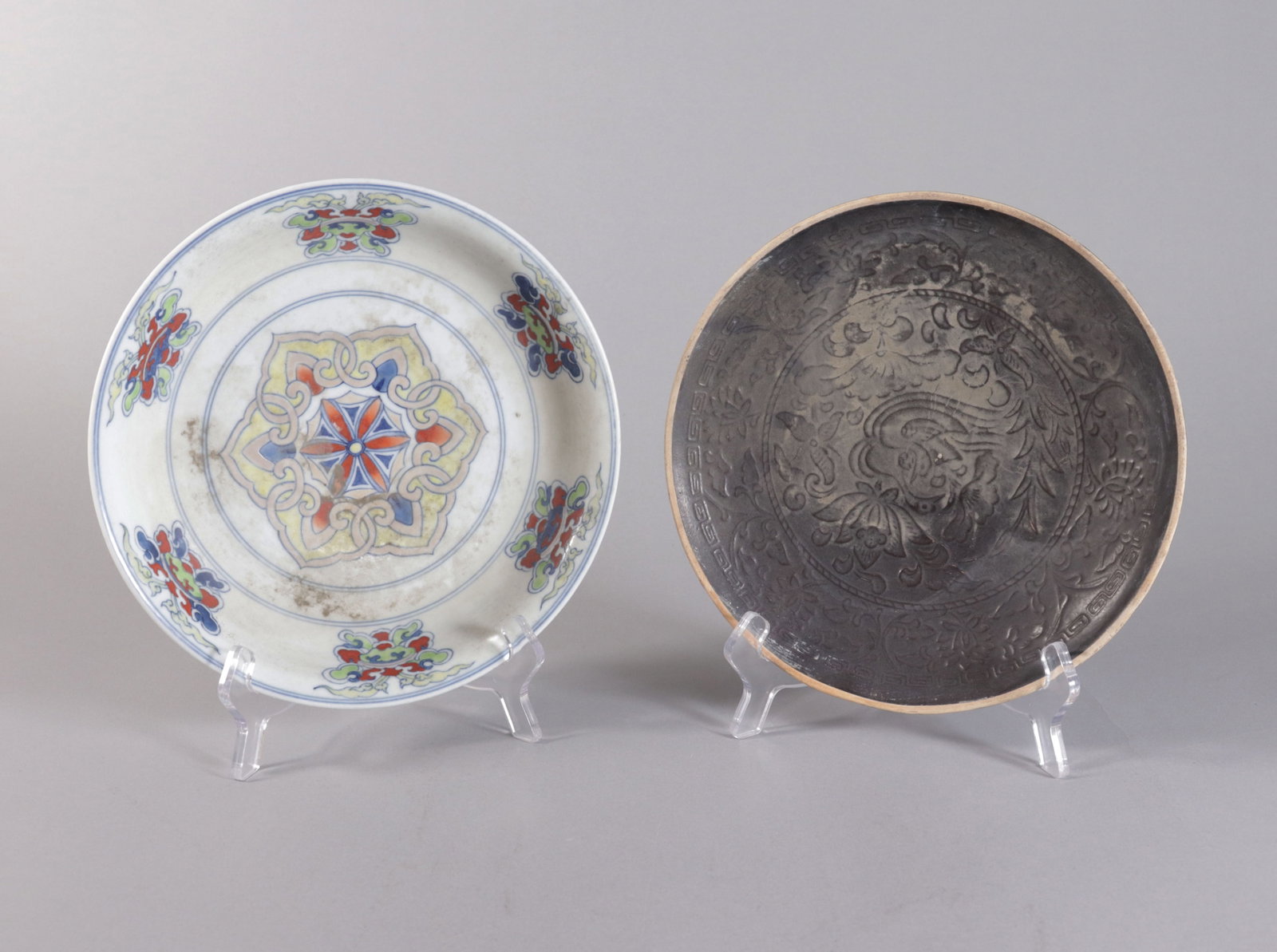 Lots Chinese fine plates: Lots Chinese fine plates. Largest H: 1.35" x W: 8.5."