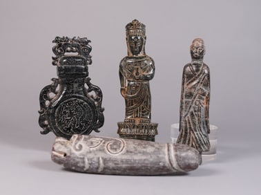 Lots Chinese carvings