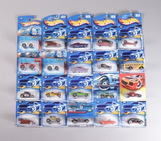 Lots Hot Wheels in original packaging