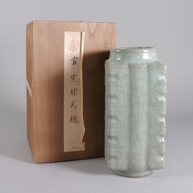 Chinese crackled square vase with box