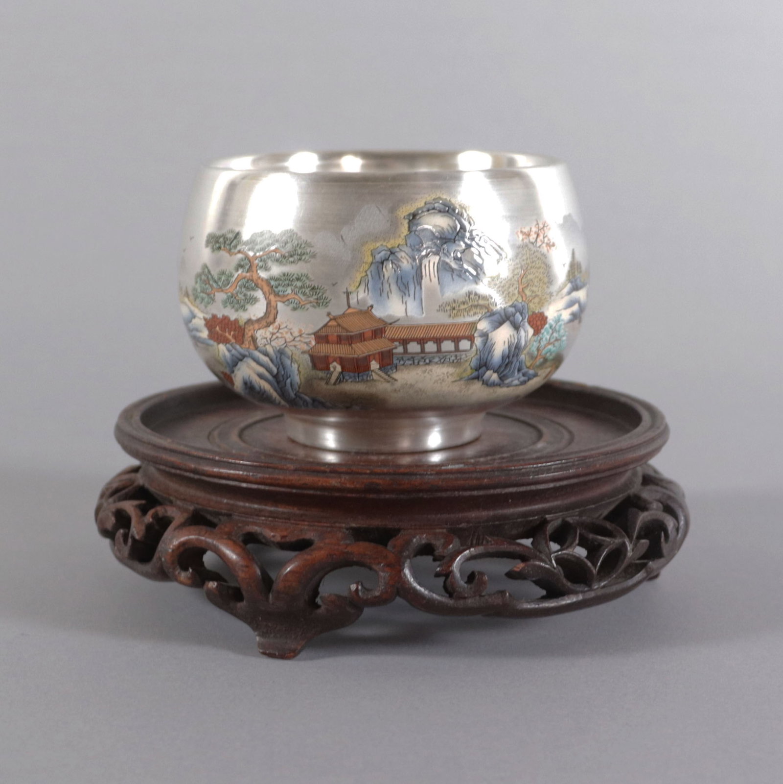 An Asian style cup: An Asian style cup.