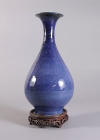 Chinese fine blue glaze vase