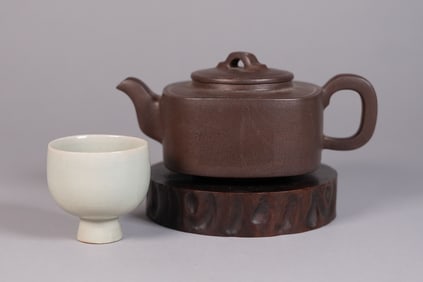Lots Chinese tea items
