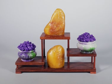 Lots Chinese carved items