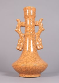 Chinese fine crackled vase