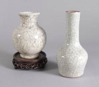 Lots Chinese crackled vase