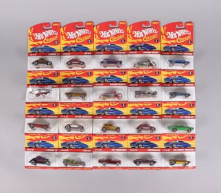 Lots Hot Wheels in original packaging