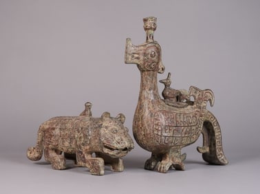 Lots Chinese bronze vessels