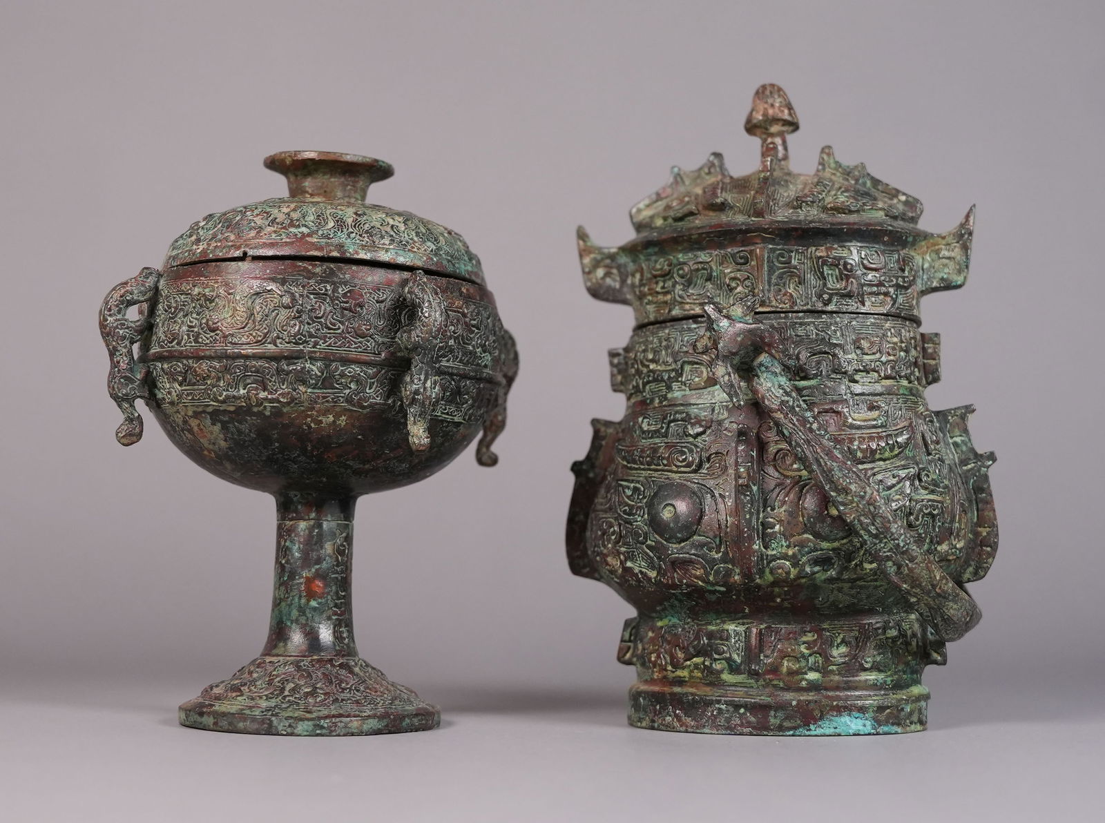 Lots Chinese bronze vessels (1 of 9)