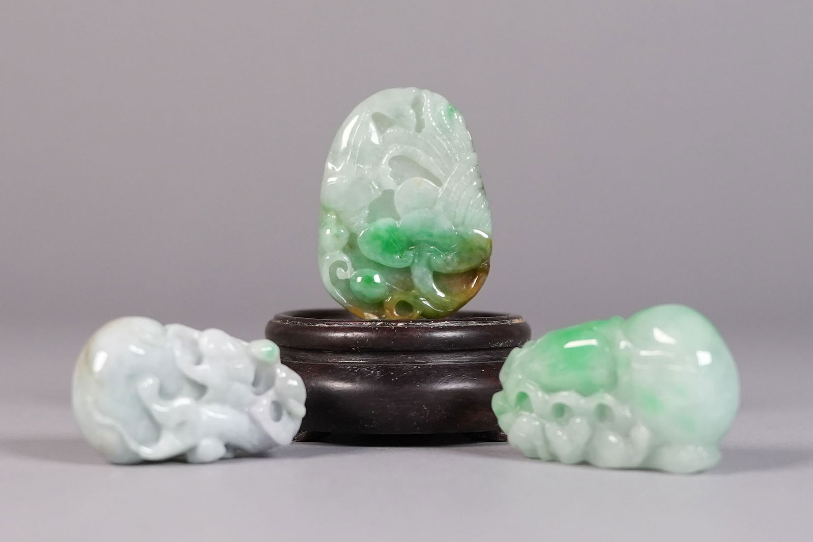 Lots Chinese carved jadeite (1 of 8)