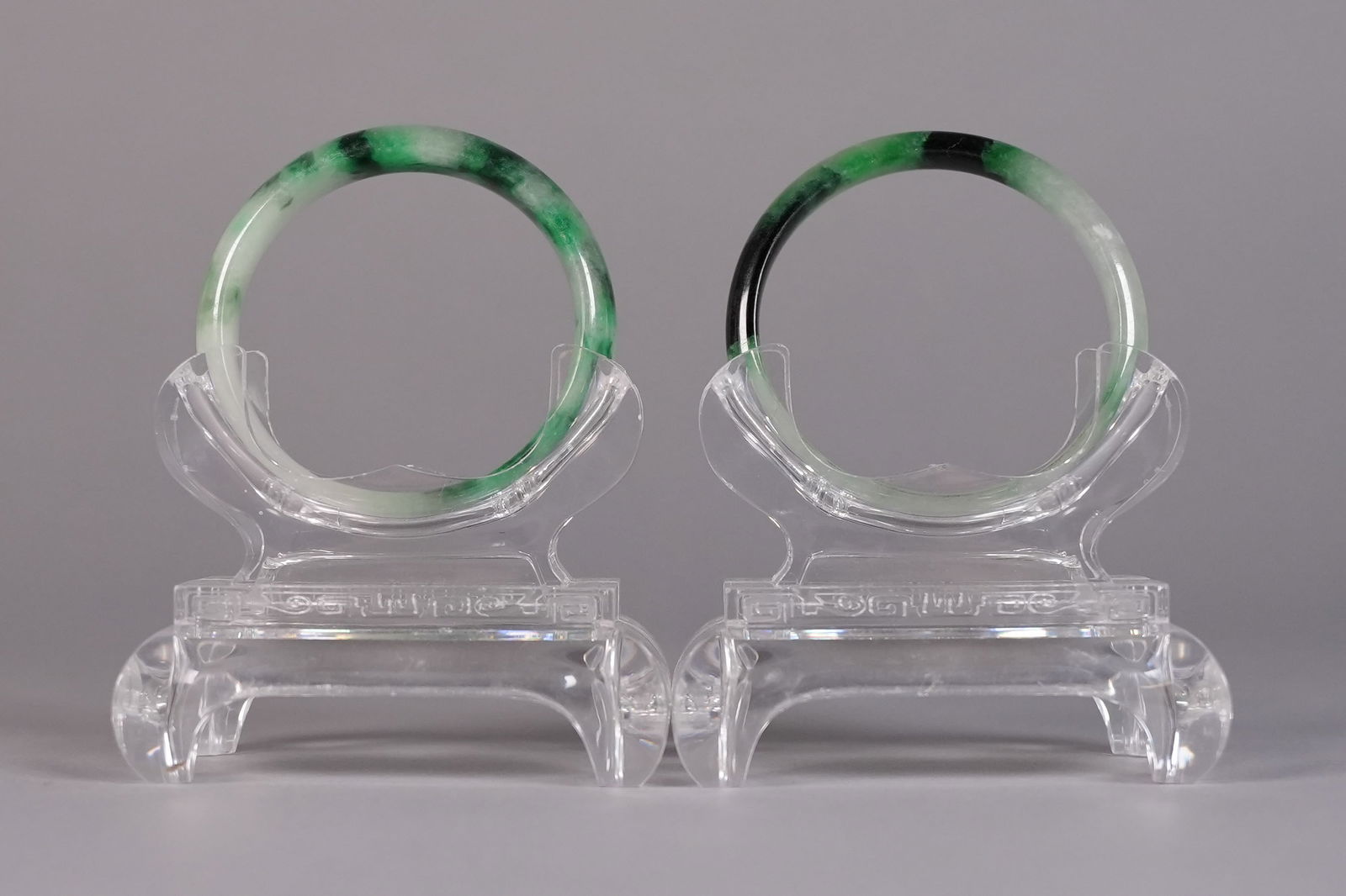 Lots Chinese jadeite bangles (1 of 5)