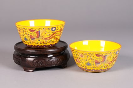 Lots Chinese yellow bowls