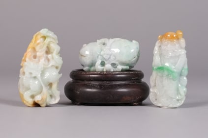 Lots Chinese jadeite carvings