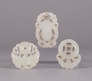 Lots Chinese jade carvings