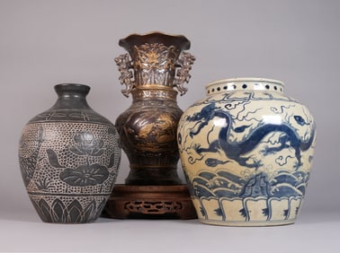 Lots Chinese large vase