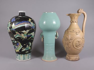 Lots Chinese tall vase