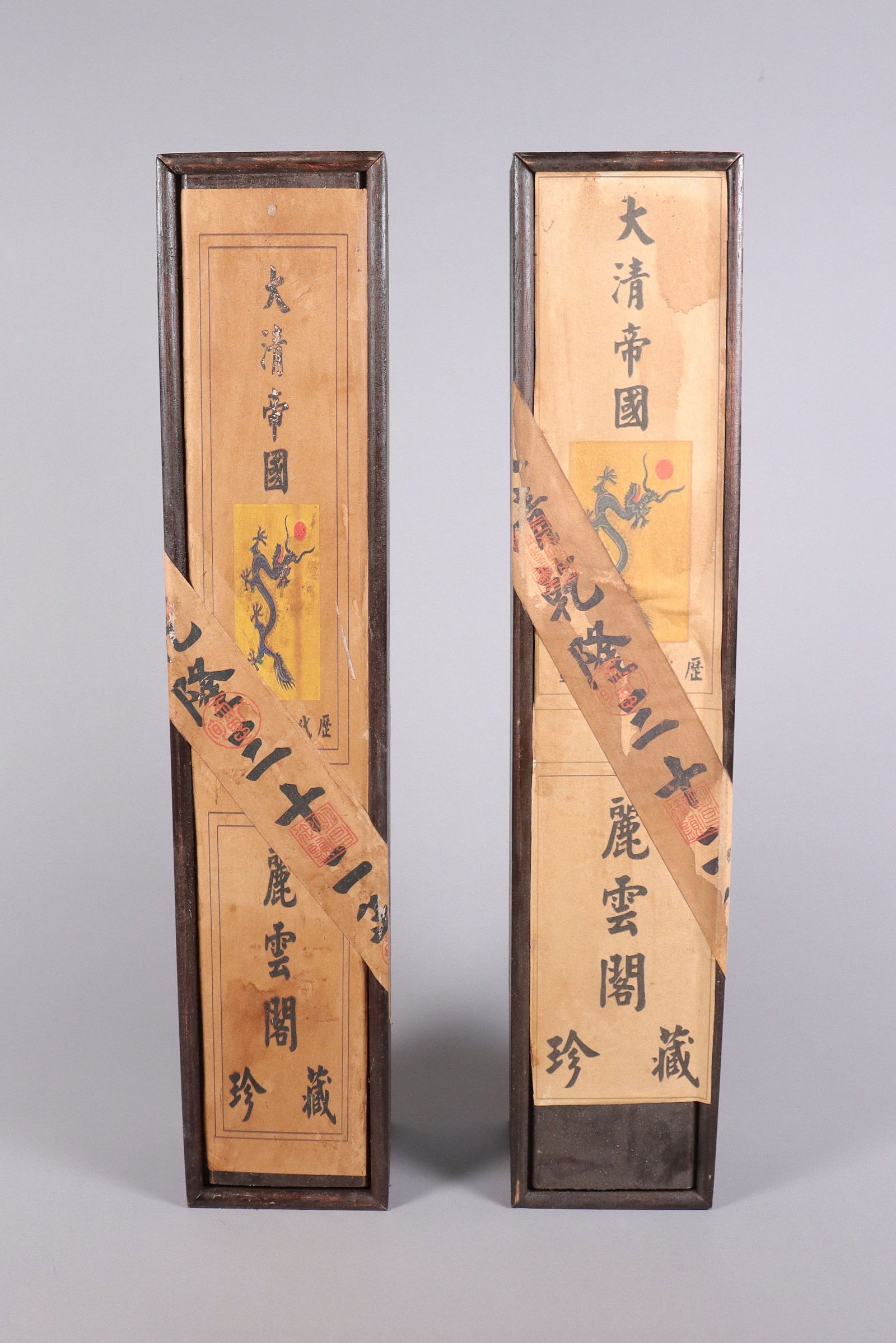 Lots Chinese scrolls in wooden box: Lots Chinese scrolls in wooden box.