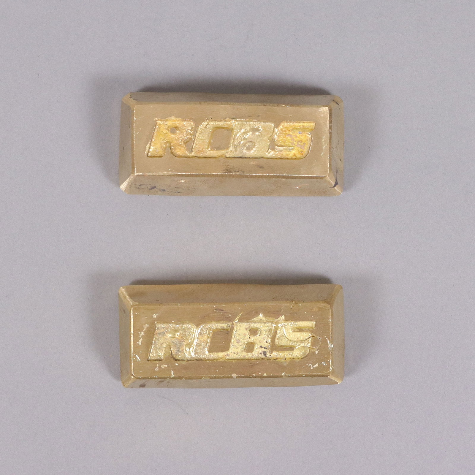 Lots carved ingots ungraded: Lots carved ingots ungraded or authenticted. We do not guarantee of any marking. All sales are final. No return.