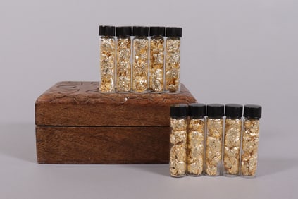 Lots gold flakes in tubes