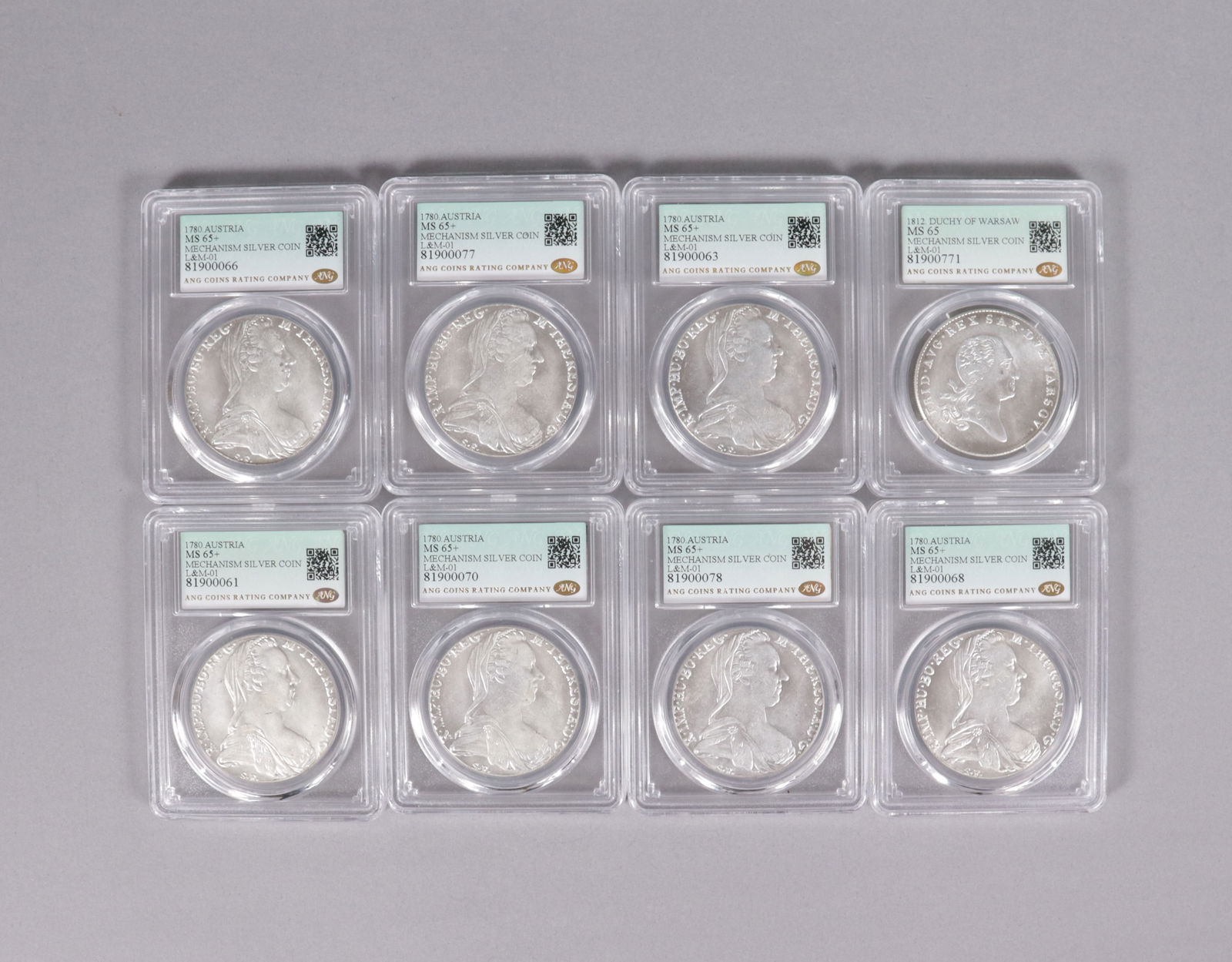 Lots world coins ungraded (1 of 7)
