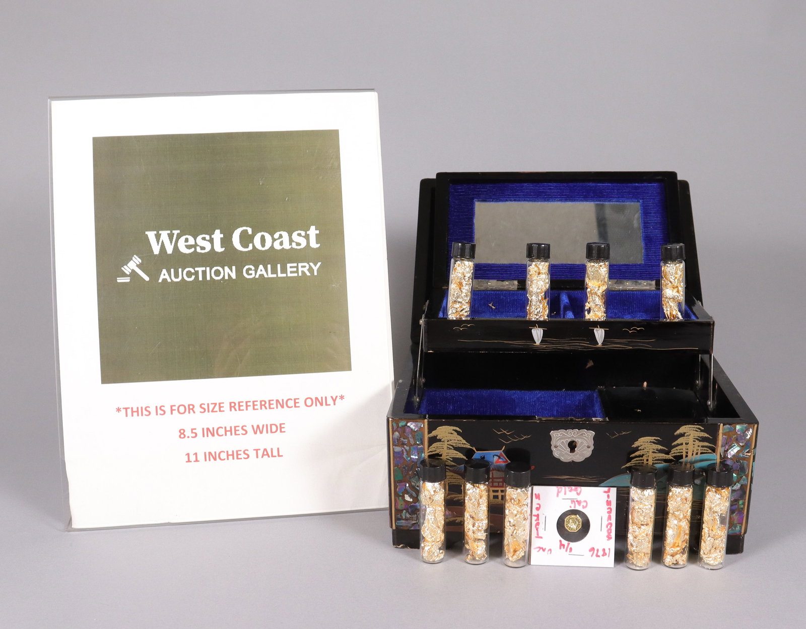 Lots gold flakes and coin: Lots gold flakes and coin, ungraded or authenticated. All sales are final. No return.