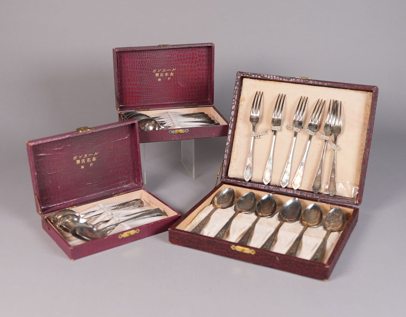 Lots antique Japanese utensils with markings (1 of 7)