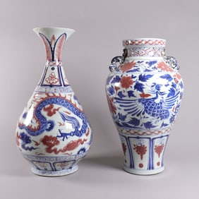 2 Chinese large blue red vase