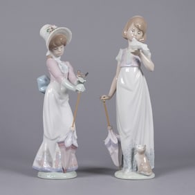2 Lladro lady figurine with box
