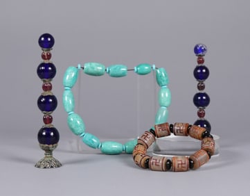 Lots Chinese beaded items