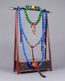 Lots Chinese beaded necklaces