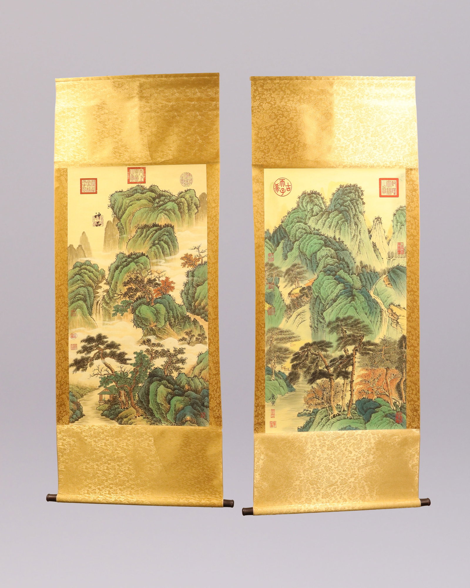 Lots Chinese fine scrolls: Lots Chinese fine scrolls.