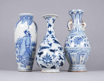 Lots Chinese b/w fine vase