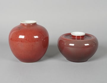 2 Chinese red porcelains