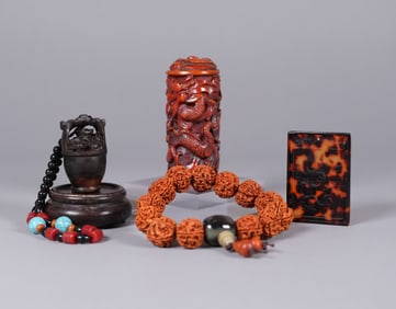 Lots Chinese carvings