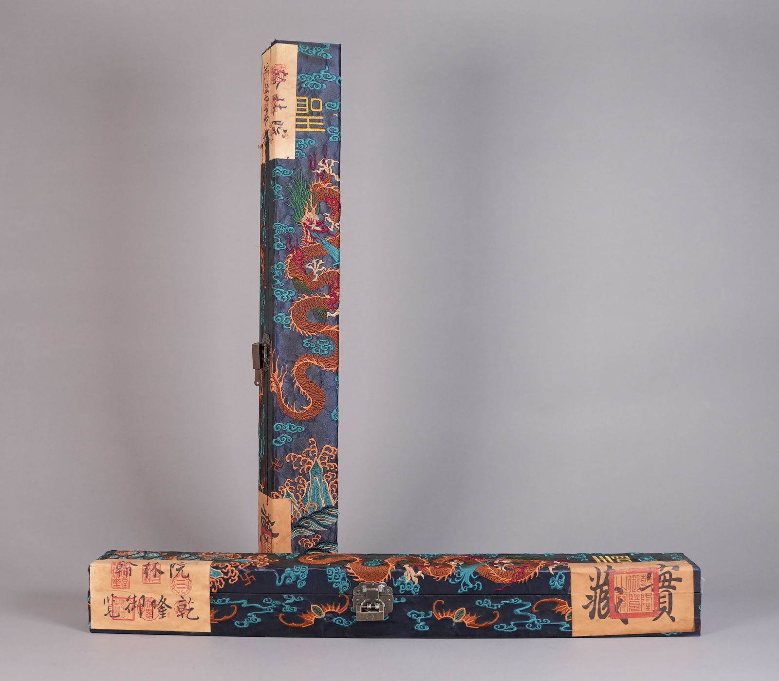 Lots Chinese scrolls in box (1 of 8)