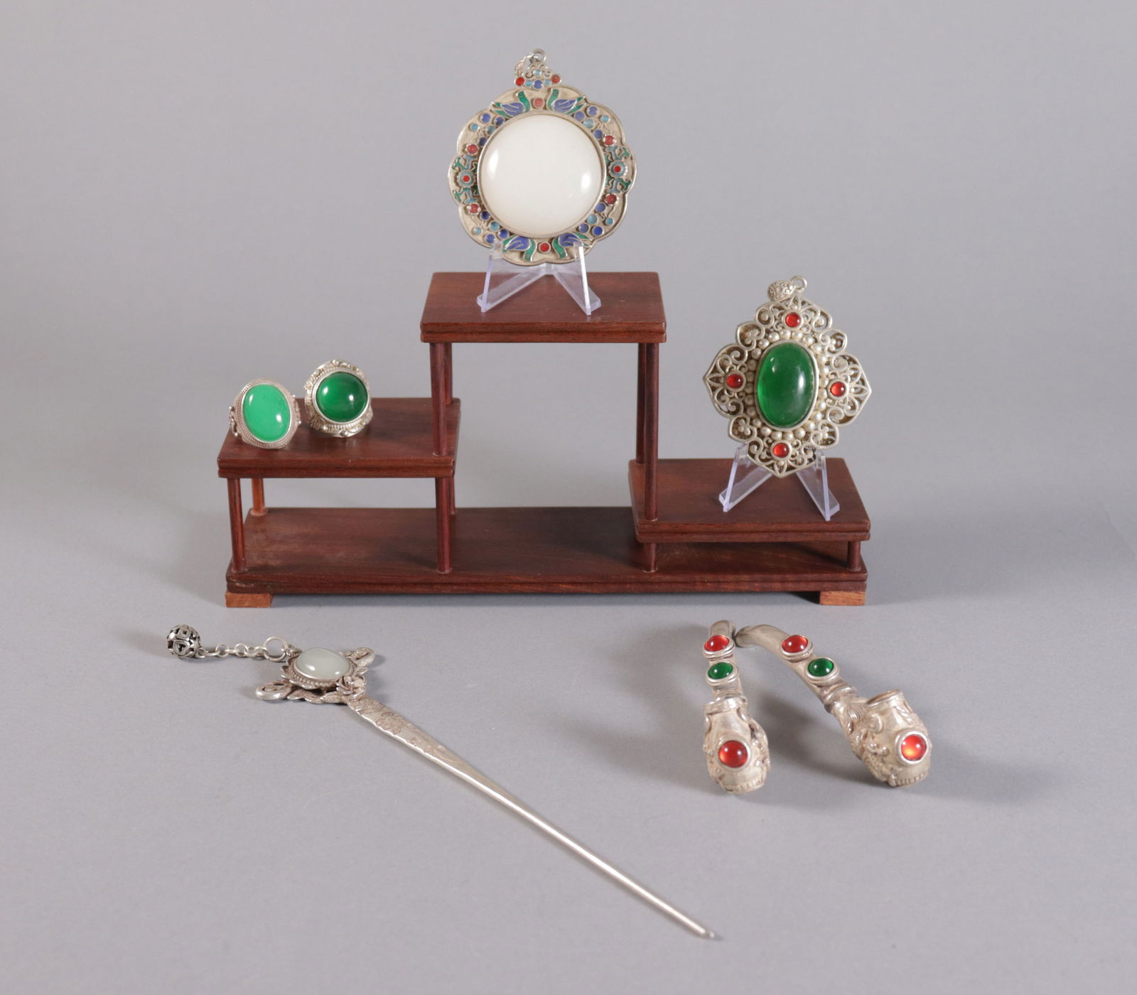 Lots Chinese fine items (1 of 7)