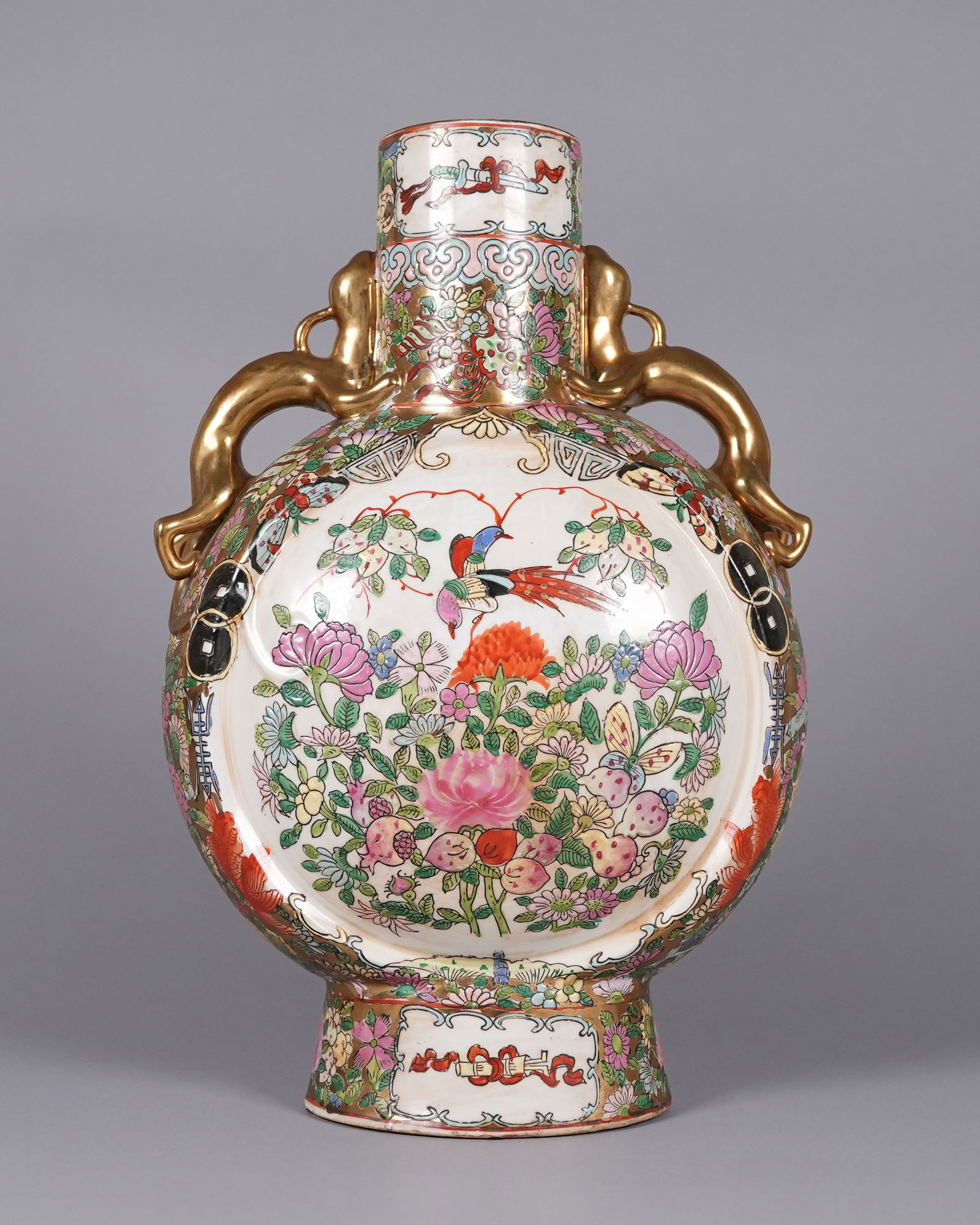 Chinese modern flask vase: Chinese modern flask vase. H: 14" x W: 9.2."