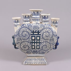 An Asian style vase