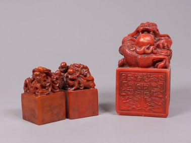 Lots Chinese carvings