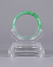 Chinese apple green bangle